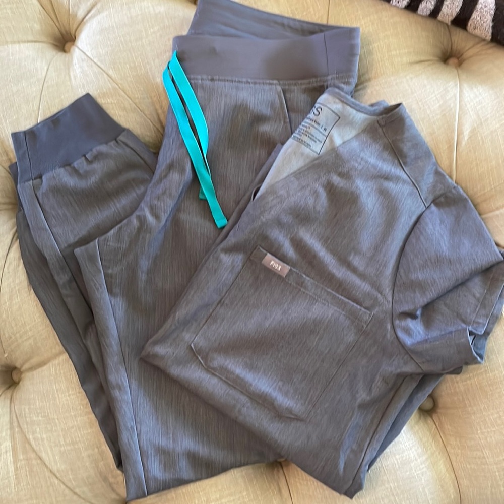 Figs Uniform Set Gem